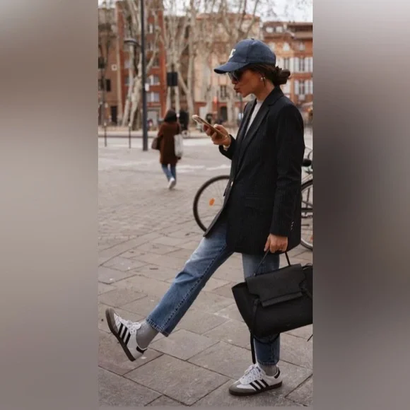 adidas Samba OG Shoes (M7/W8) - Picture 3 of 16